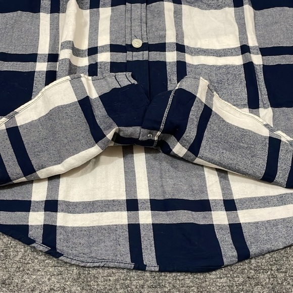NWOT - J.CREW Women’s Lightweight Curvedhem Fall Button-Up Flannel (Pattern,XXS) - Picture 4 of 8